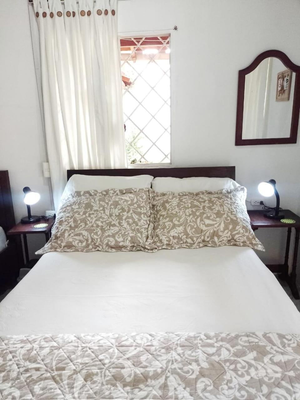 Hostal Corales Tolú Екстериор снимка