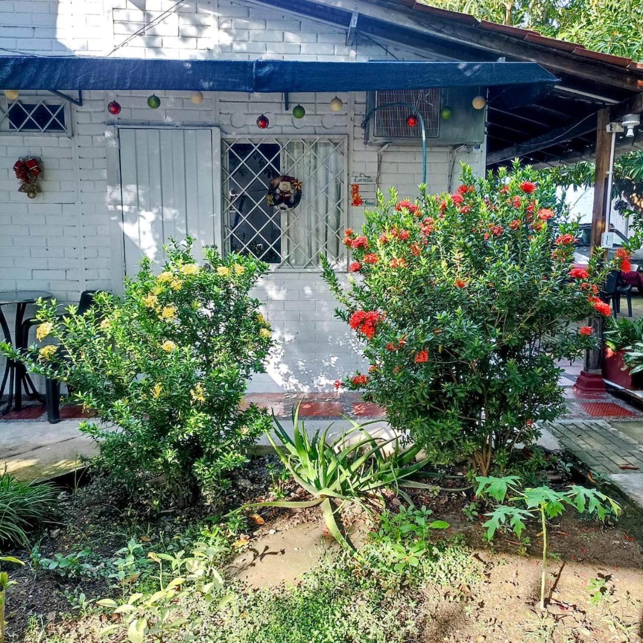 Hostal Corales Tolú Екстериор снимка