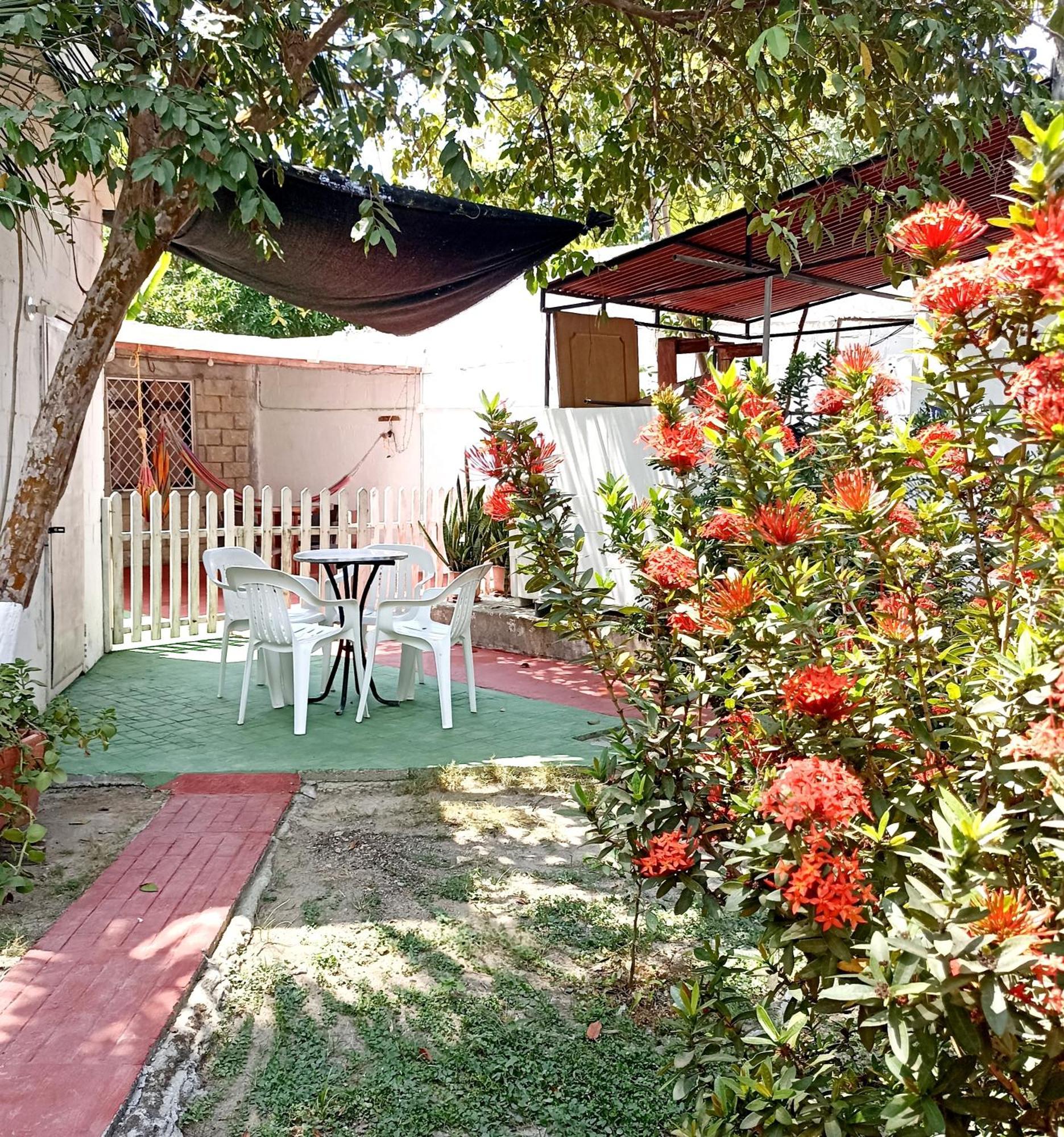 Hostal Corales Tolú Екстериор снимка